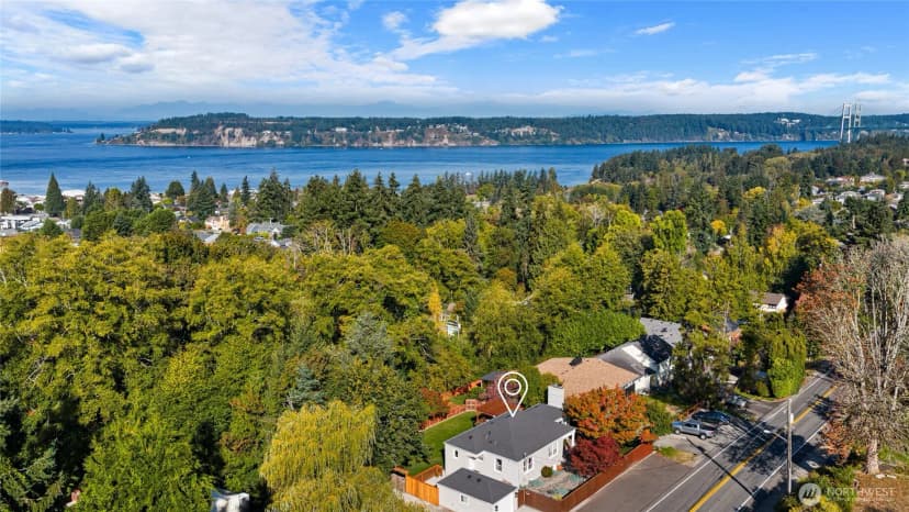 Property photo for 2020 Sunset Drive W, University Place photo 40