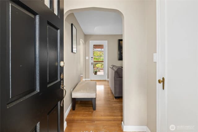 Property photo for 2020 Sunset Drive W, University Place photo 3