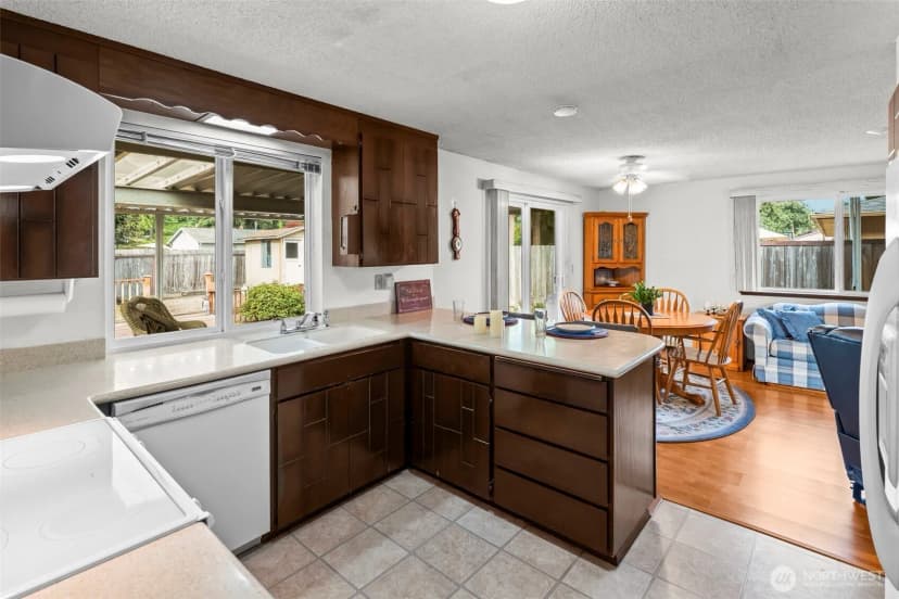 Property photo for 12518 109th Avenue Ct E, Puyallup photo 7