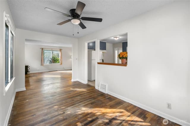 Property photo for 4817 N 28th Street, Tacoma photo 5