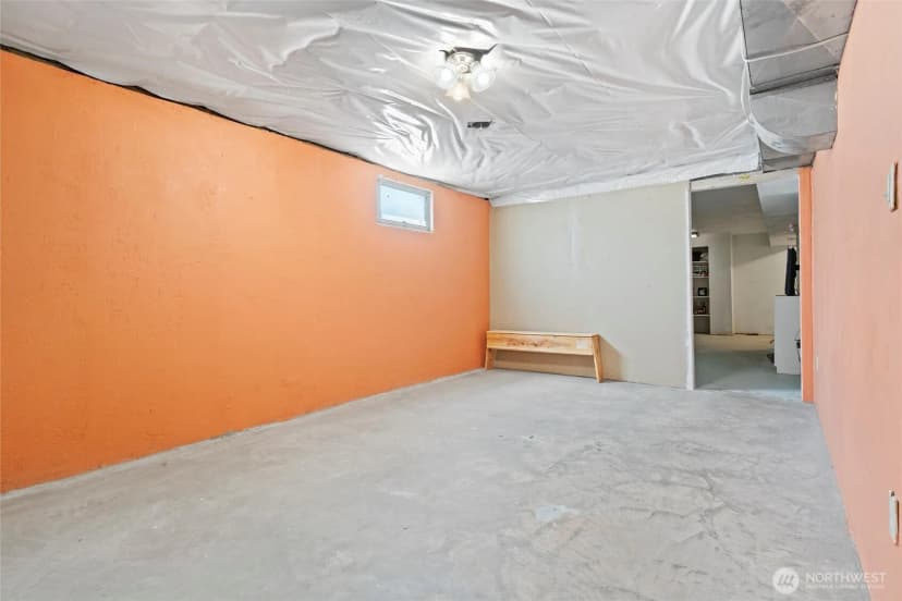 Property photo for 411 N Wahl, Lind photo 27