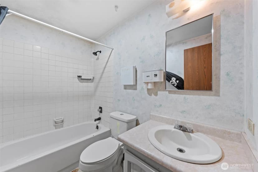 Property photo for 411 N Wahl, Lind photo 15