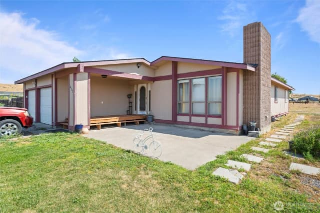 Property photo for 411 N Wahl, Lind photo 3