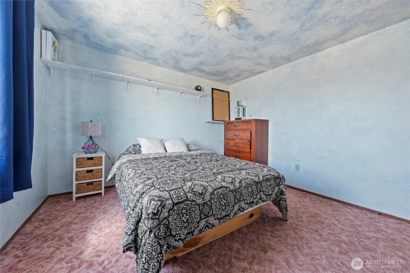 Property photo for 411 N Wahl, Lind photo 17