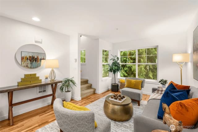 Property photo for 12018 31st Avenue Ne, Seattle photo 5