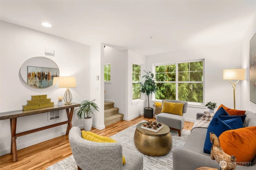 Property photo for 12018 31st Avenue Ne, Seattle photo 5