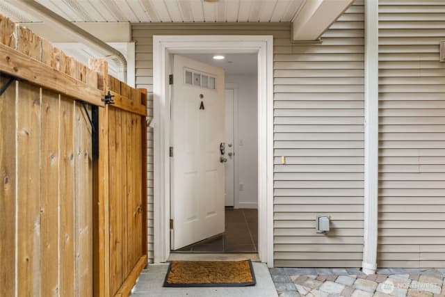 Property photo for 12018 31st Avenue Ne, Seattle photo 2