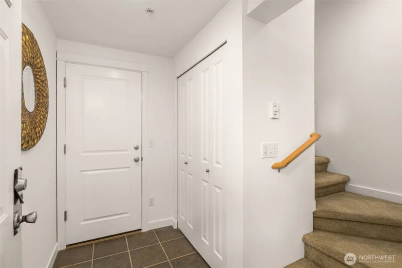 Property photo for 12018 31st Avenue Ne, Seattle photo 3