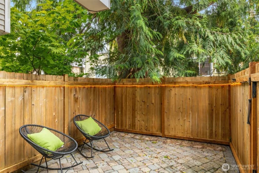 Property photo for 12018 31st Avenue Ne, Seattle photo 18