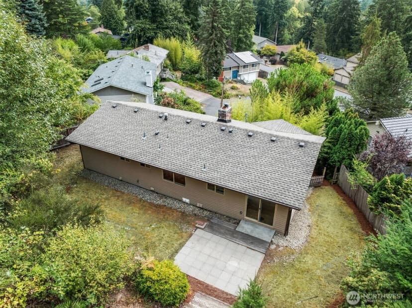Property photo for 12516 Se 4th Place, Bellevue photo 32