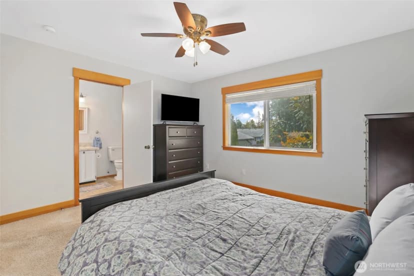 Property photo for 7270 E Raintree Lane, Port Orchard photo 16