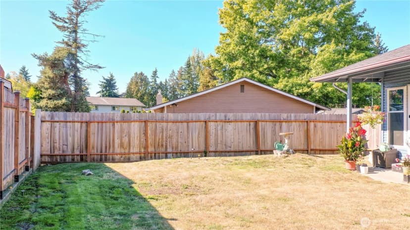 Property photo for 26007 14th Avenue S, Des Moines photo 23
