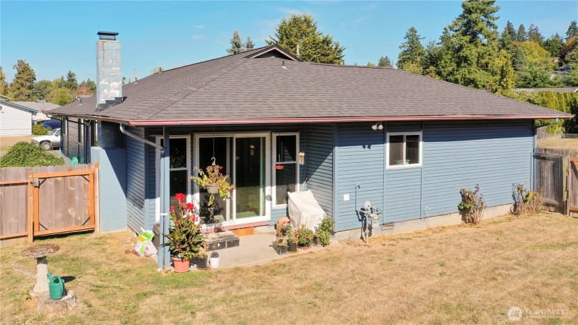 Property photo for 26007 14th Avenue S, Des Moines photo 22