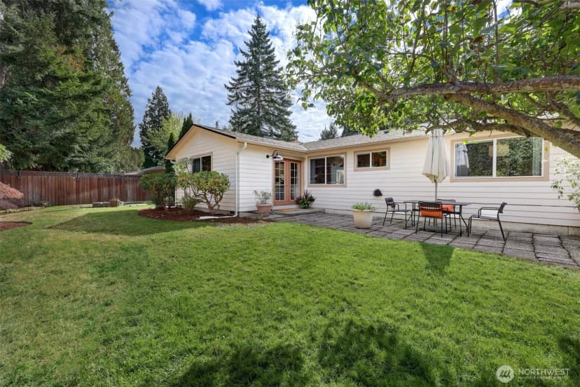 Property photo for 10442 Ne 142nd Street, Kirkland photo 30