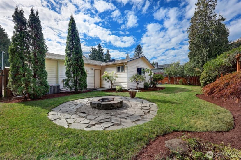 Property photo for 10442 Ne 142nd Street, Kirkland photo 31