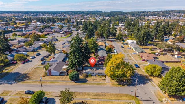 Property photo for 381 Ne Queets Street, Oak Harbor photo 3
