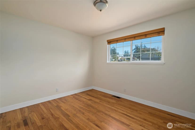 Property photo for 381 Ne Queets Street, Oak Harbor photo 27