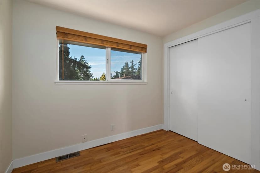 Property photo for 381 Ne Queets Street, Oak Harbor photo 26