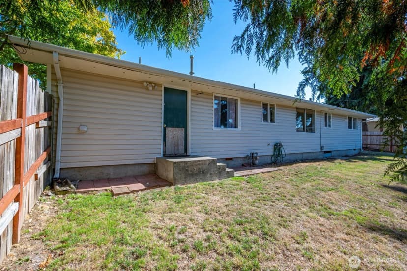 Property photo for 381 Ne Queets Street, Oak Harbor photo 35