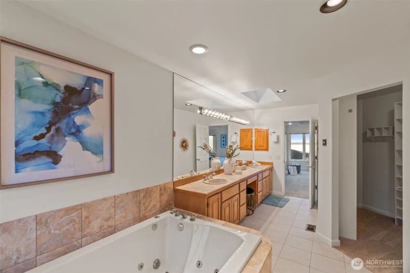 Property photo for 13813 68th Avenue W, Edmonds photo 25