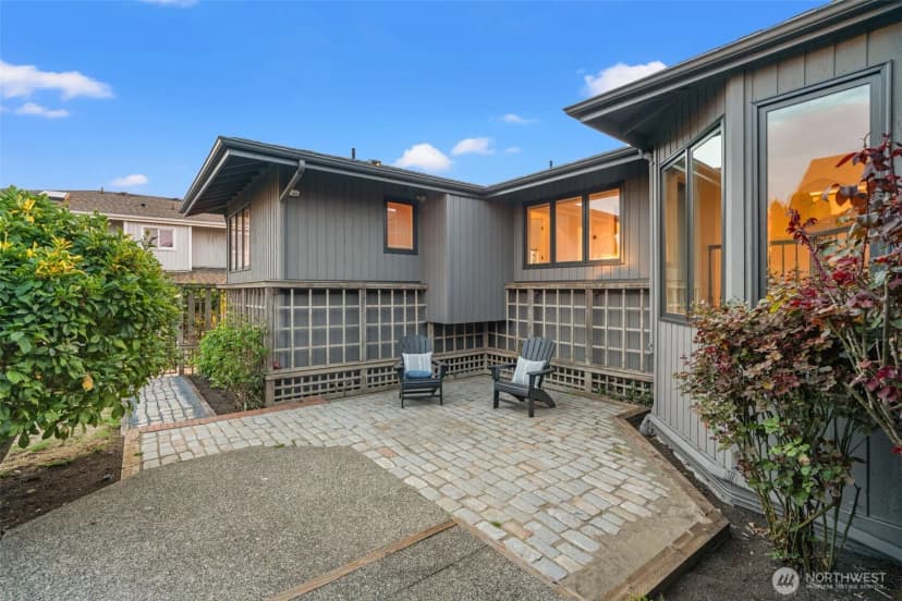 Property photo for 13813 68th Avenue W, Edmonds photo 35