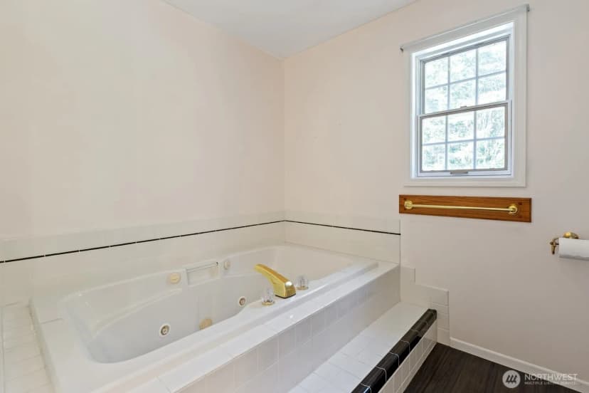 Property photo for 5731 Cape George Road, Port Townsend photo 26