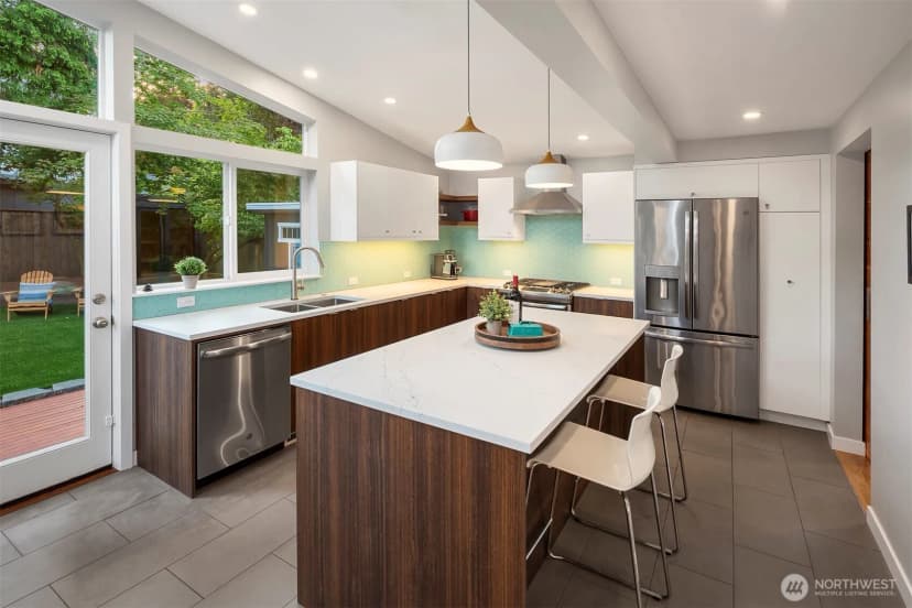 Property photo for 7503 32nd Avenue Ne, Seattle photo 10