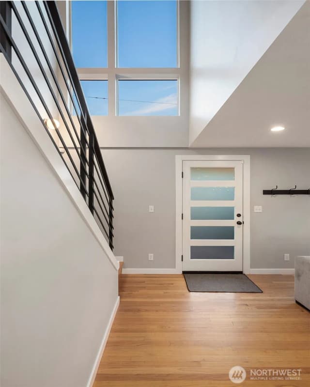 Property photo for 7503 32nd Avenue Ne, Seattle photo 5