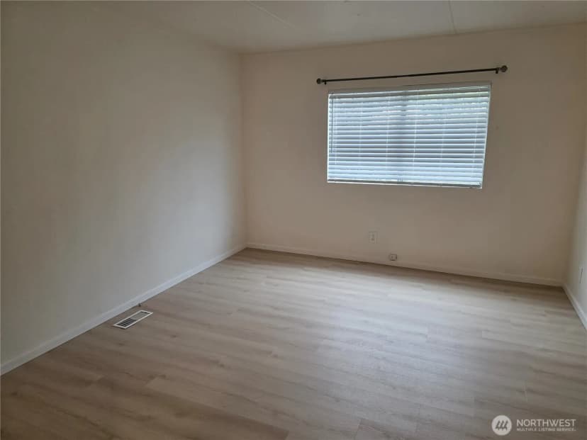 Property photo for 7106 256th Street Ct E, Graham photo 20