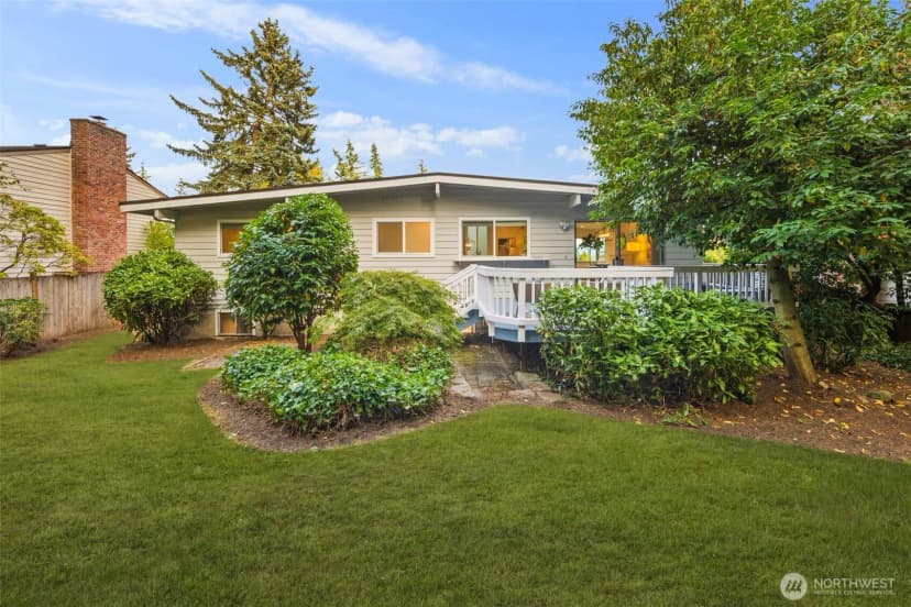 Property photo for 201 165th Avenue Ne, Bellevue photo 31