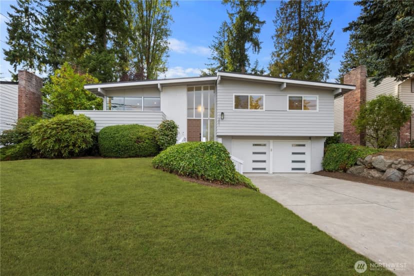 Property photo for 201 165th Avenue Ne, Bellevue photo 39