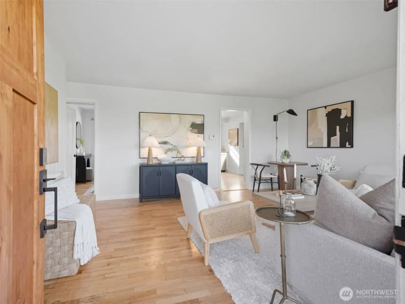 Property photo for 9303 32nd Avenue Sw, Seattle photo 7