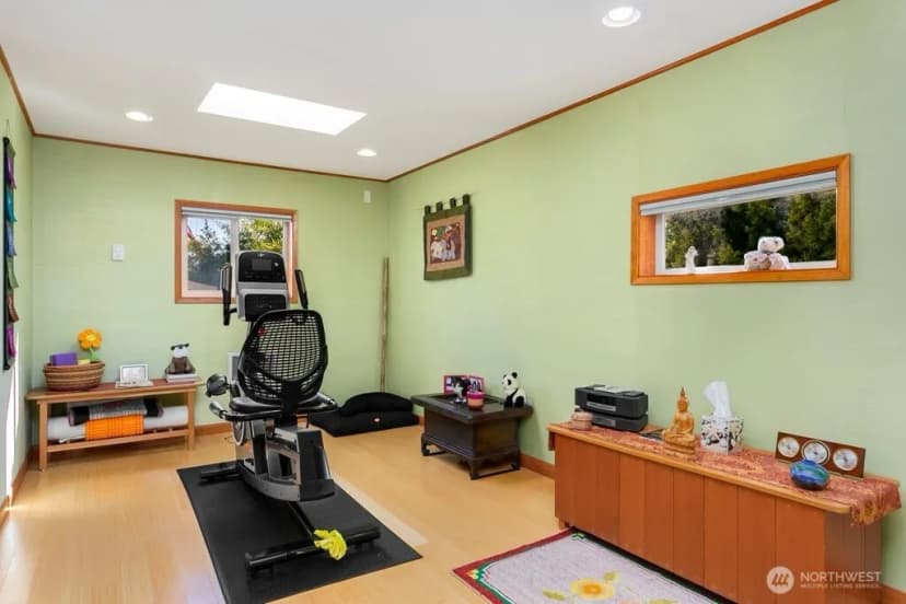 Property photo for 2821 Sw 172nd Place, Burien photo 18