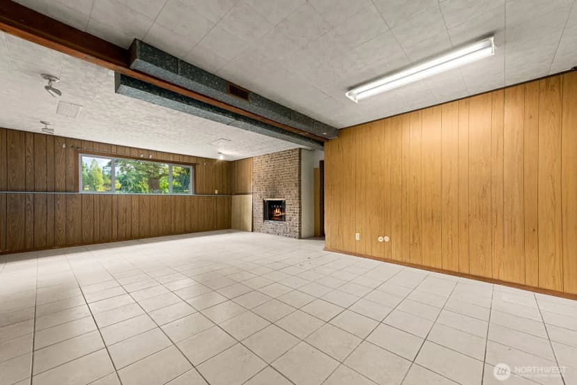 Property photo for 11608 8th Avenue S, Seattle photo 14