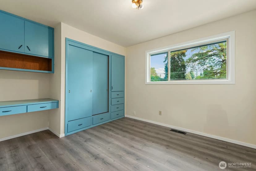 Property photo for 11608 8th Avenue S, Seattle photo 11