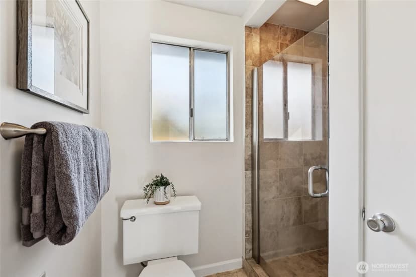Property photo for 12536 Se 73rd Street, Newcastle photo 17