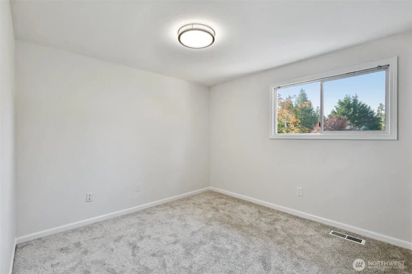 Property photo for 12536 Se 73rd Street, Newcastle photo 20