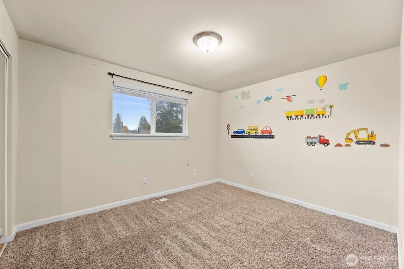 Property photo for 1710 12th Avenue Nw, Puyallup photo 21