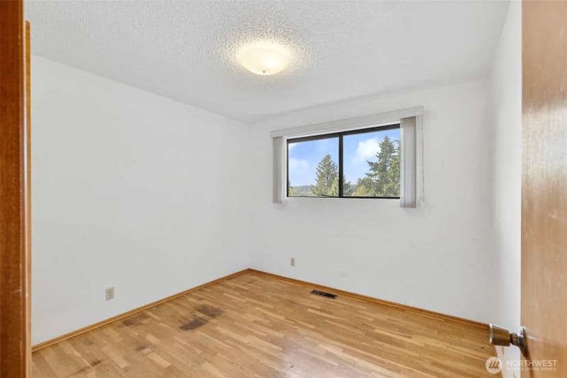 Property photo for 18664 11th Avenue Ne, Poulsbo photo 19