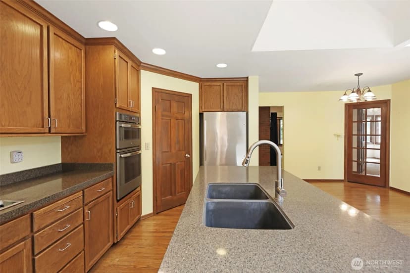 Property photo for 2410 223rd Place Ne, Sammamish photo 13