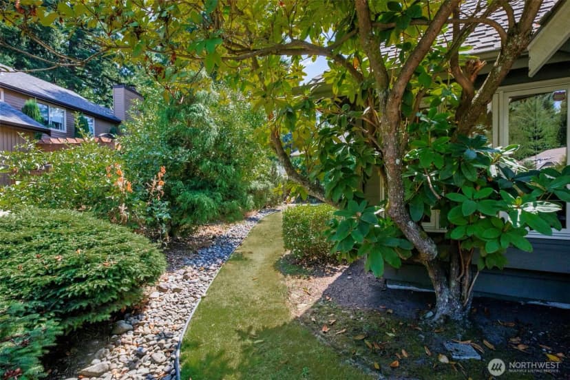 Property photo for 2410 223rd Place Ne, Sammamish photo 27