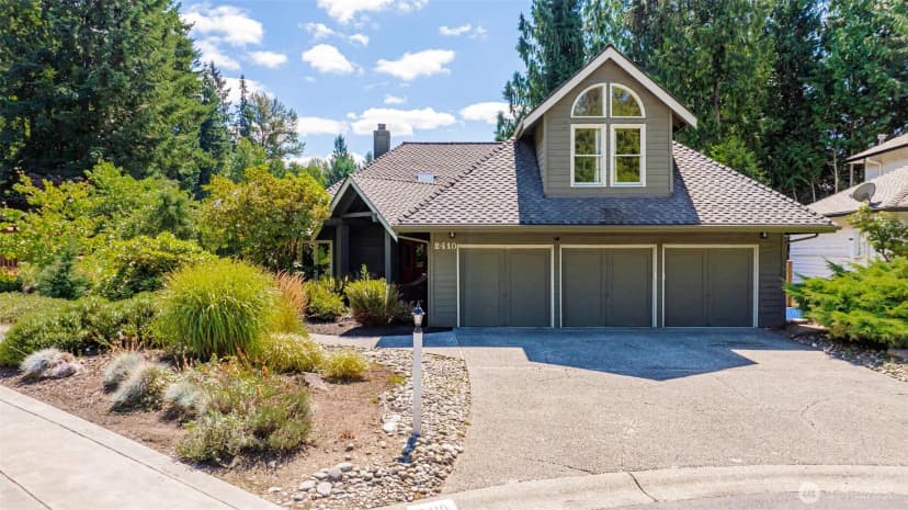 Property photo for 2410 223rd Place Ne, Sammamish photo 2