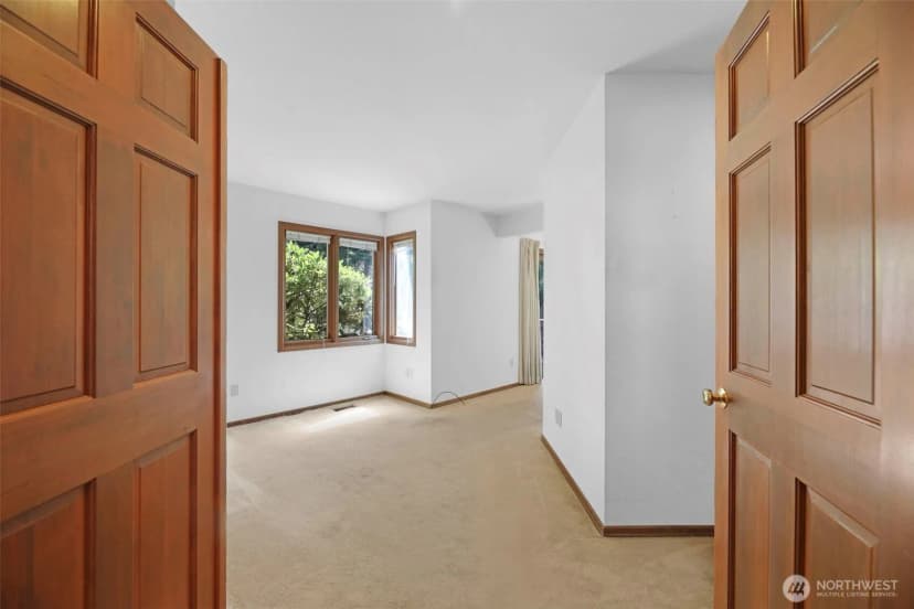 Property photo for 2410 223rd Place Ne, Sammamish photo 18