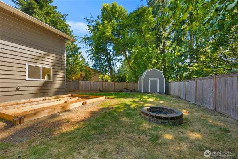 Property photo for 20101 95th Place Ne, Bothell photo 24