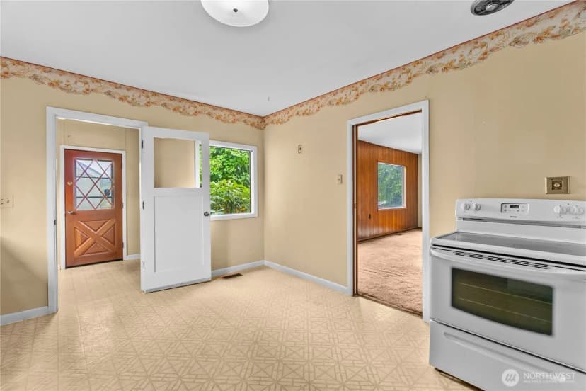 Property photo for 3736 South Bay Road Ne, Olympia photo 11