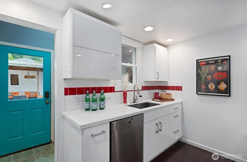 Property photo for 5626 46th Avenue Sw, Seattle photo 14
