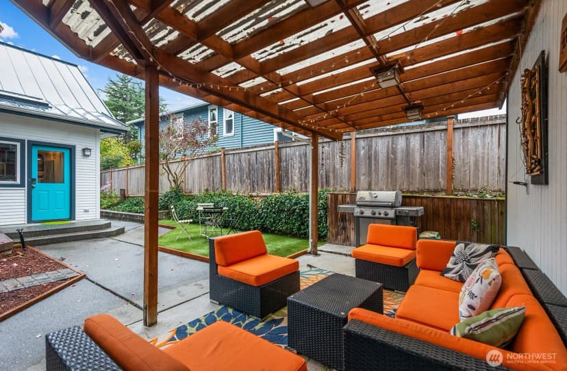 Property photo for 5626 46th Avenue Sw, Seattle photo 32