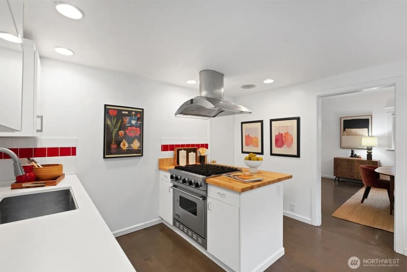 Property photo for 5626 46th Avenue Sw, Seattle photo 17