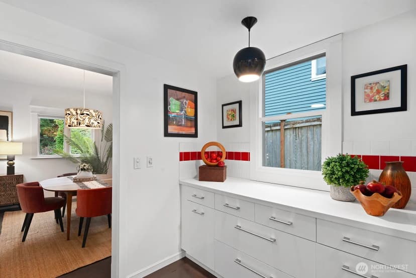 Property photo for 5626 46th Avenue Sw, Seattle photo 18