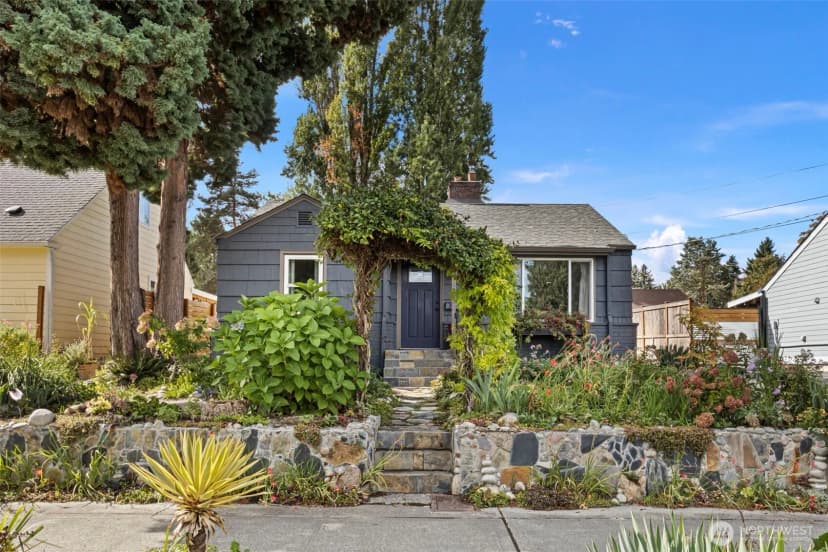 Property photo for 13723 34th Avenue S, Tukwila